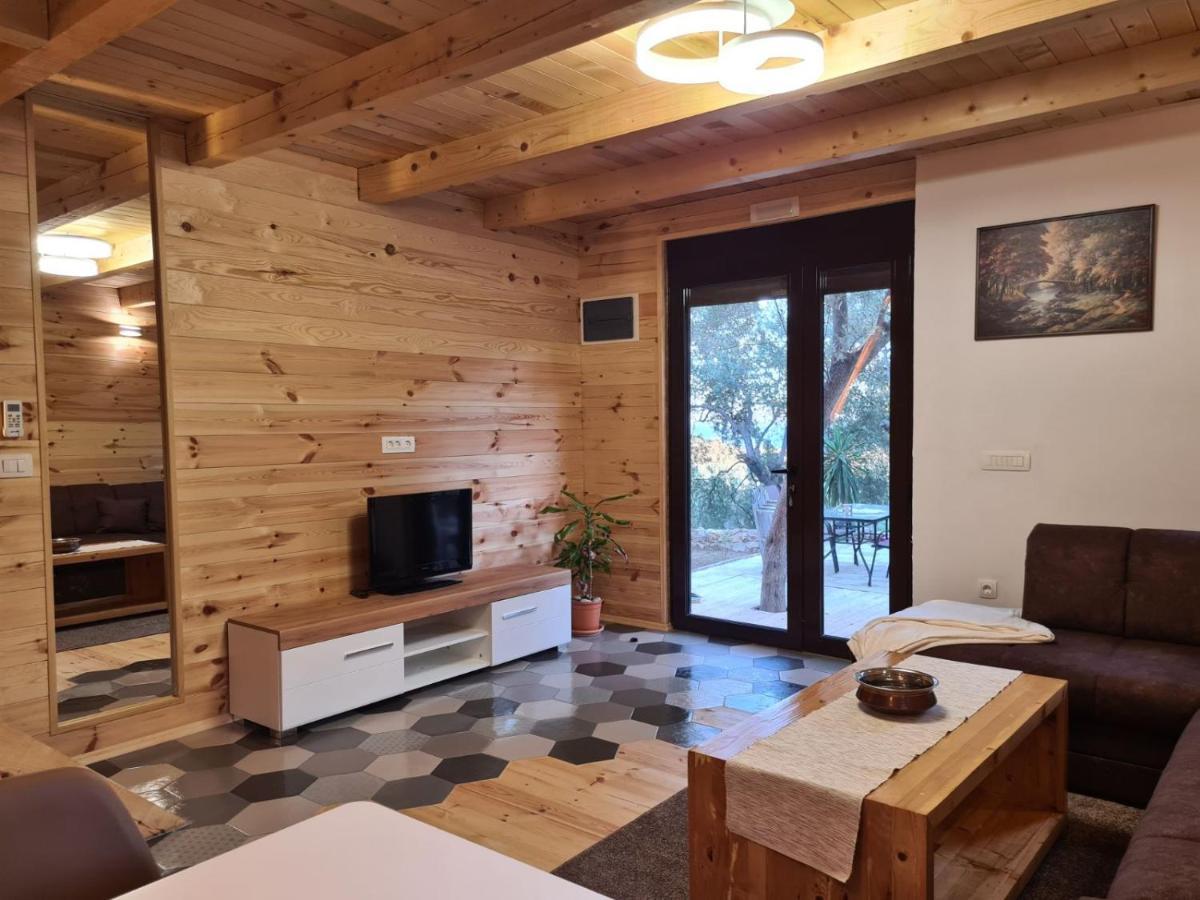 Olea Cottage ウルツィニ エクステリア 写真