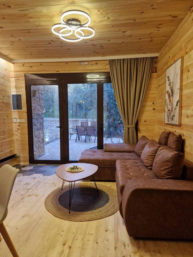 Olea Cottage ウルツィニ エクステリア 写真
