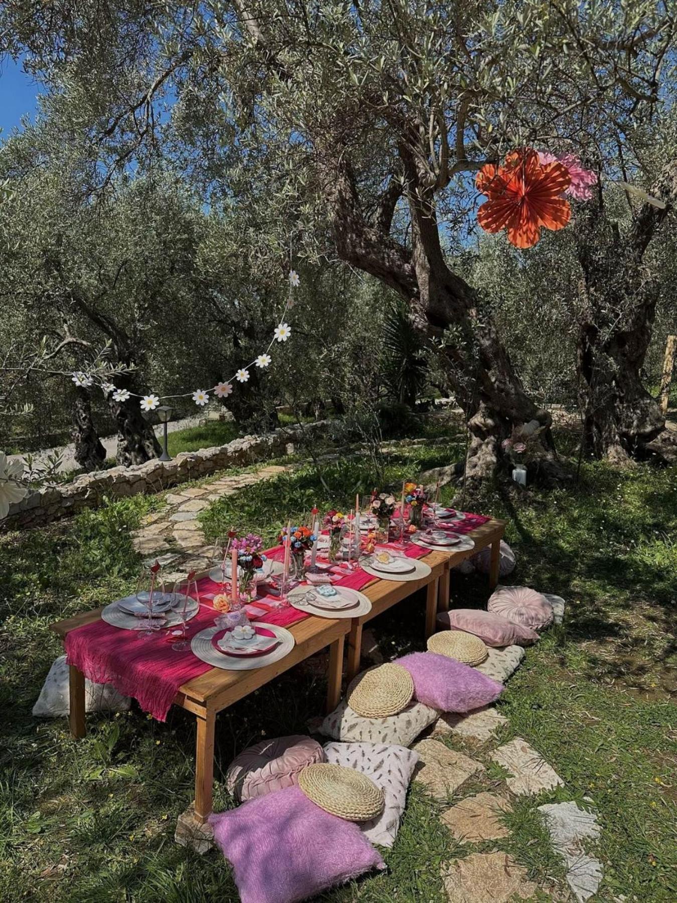 Olea Cottage ウルツィニ エクステリア 写真